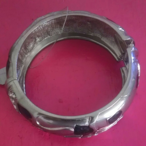 Bangle - Picture 2 of 2