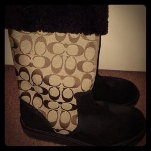 Coach boots