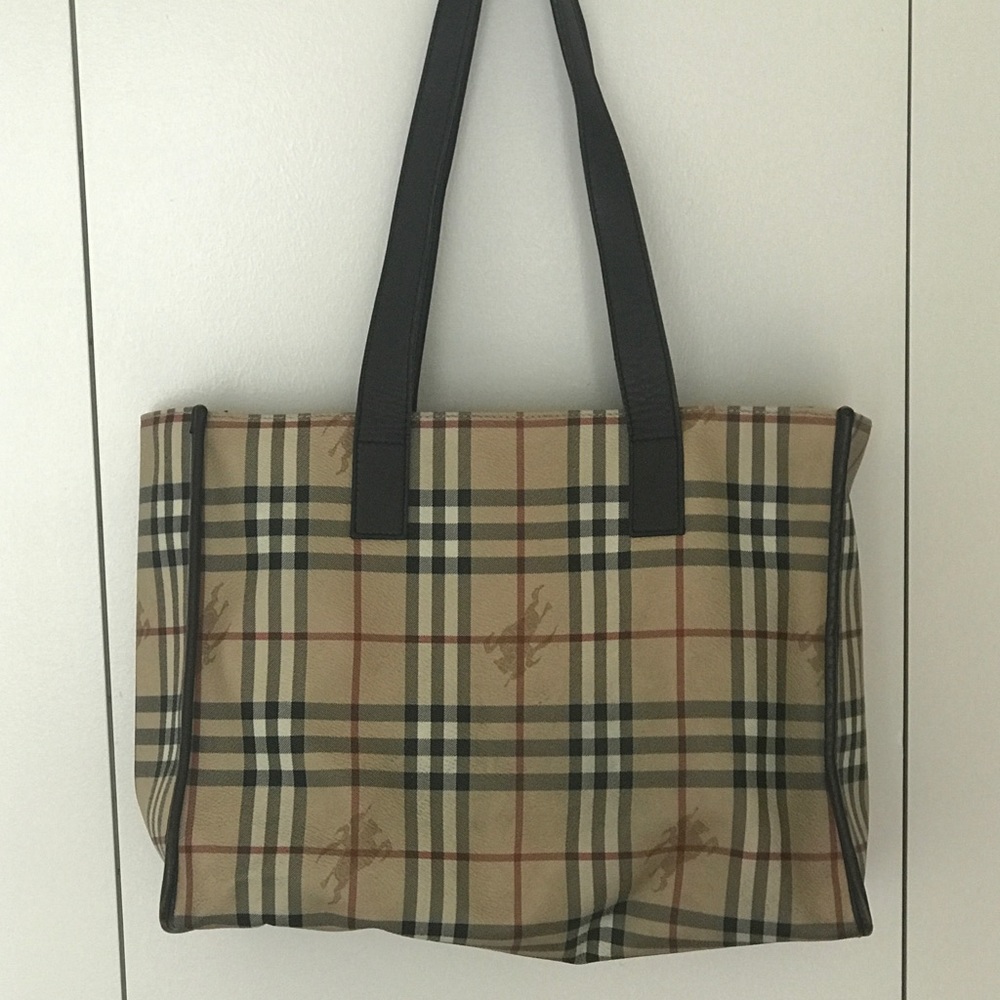 SOLD 💯 AUTHENTIC Burberry tote bag