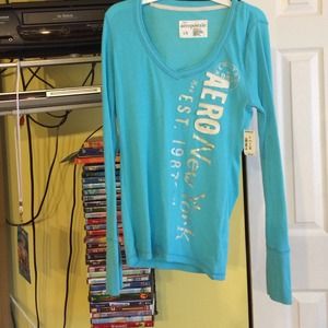 Never worn Aero shirt originally $30