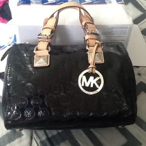 ON HOLD FOR @misspells Small michael kors  grayson