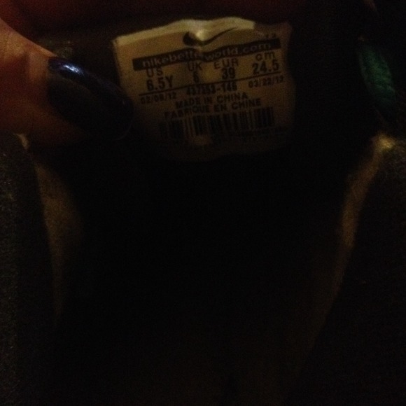 Nike Griffeys - Picture 2 of 4