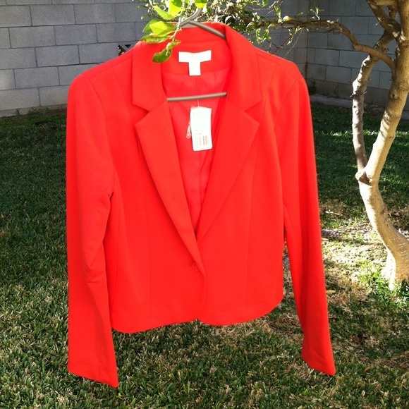 Not available* NWT🎉 Bright candy colored blazer