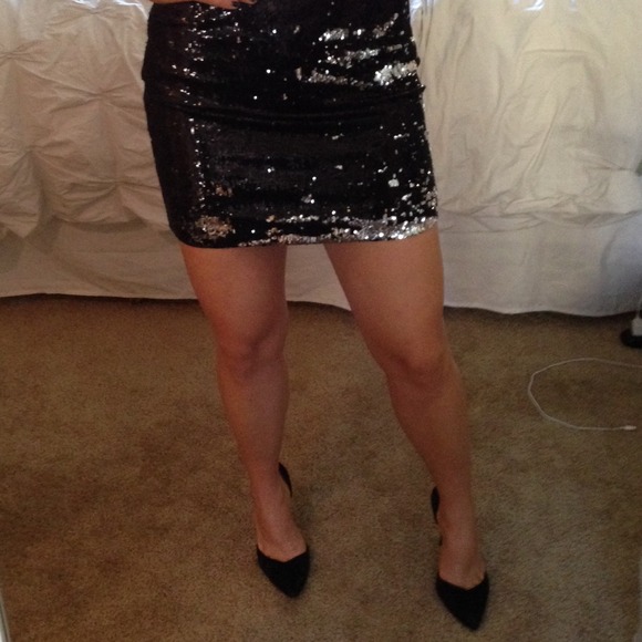 LaRok luxe black sequin dress from Bloomingdales - Picture 4 of 4