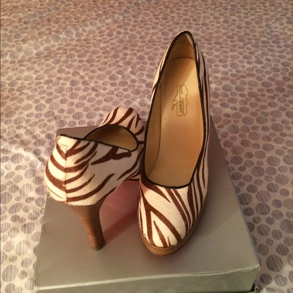 Animal print shoes 👠 - Picture 2 of 3