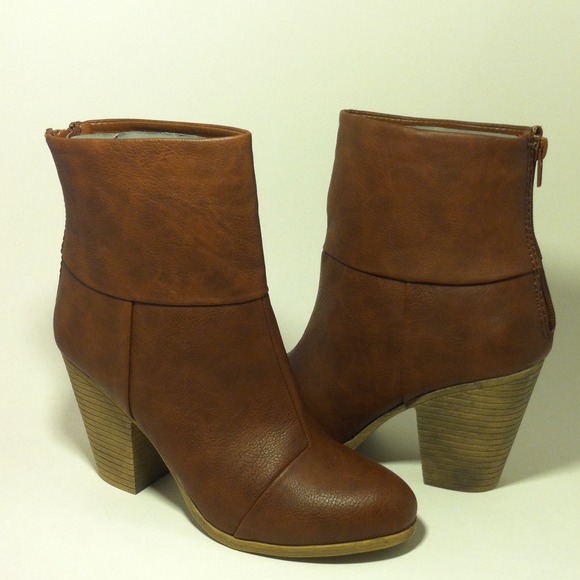*SOLD* Boot up or shut up!!!