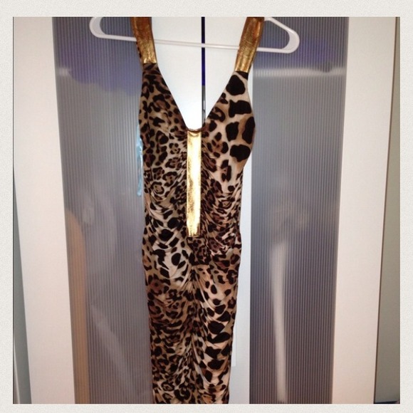 Brand new Marciano leaped dress!