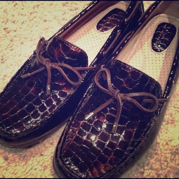 Sperry Shoes - Sperry Loafers & plaid pants