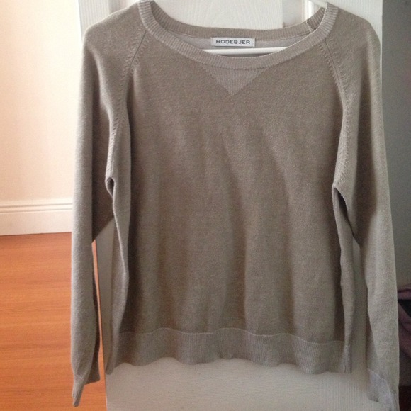 Beige sweater