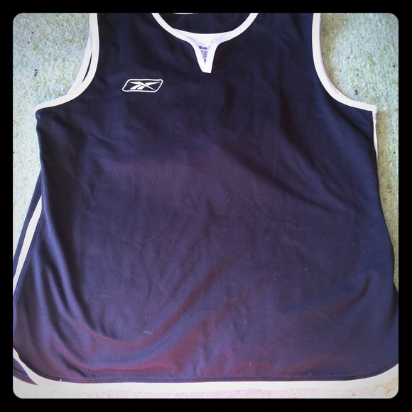 Reebok sport top!