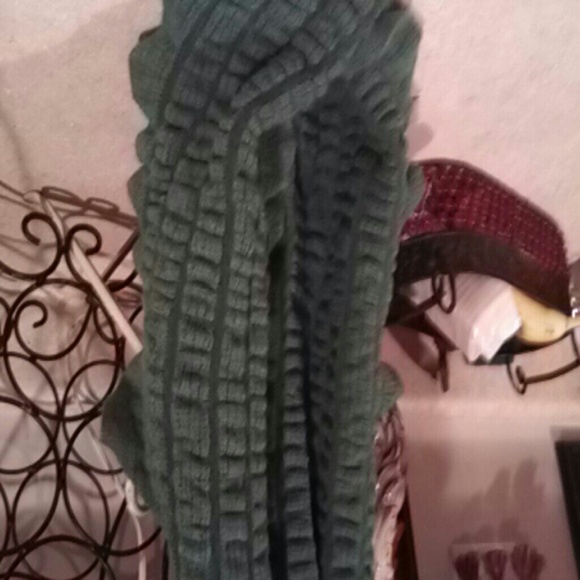 Infinity scarf - Picture 3 of 3