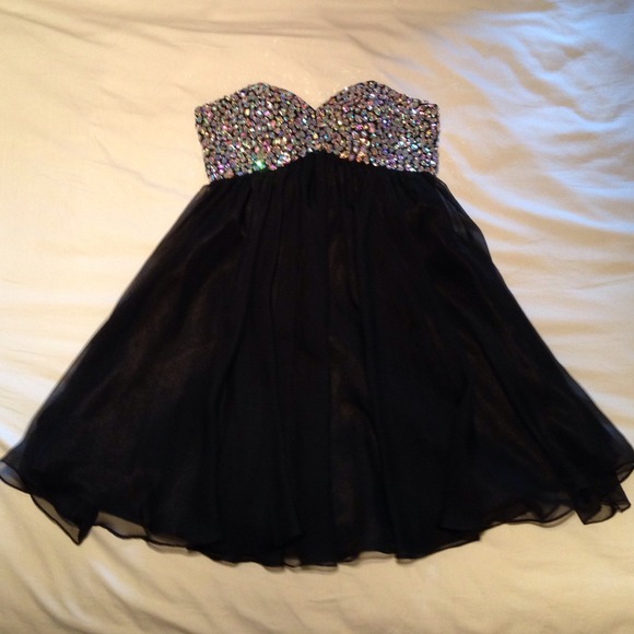 Samila & Co. Black Strapless Dress - Picture 1 of 4