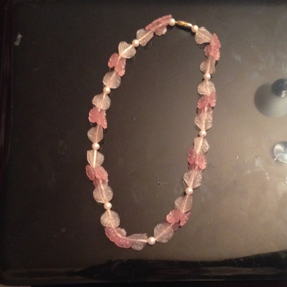 Vintage pinks necklace