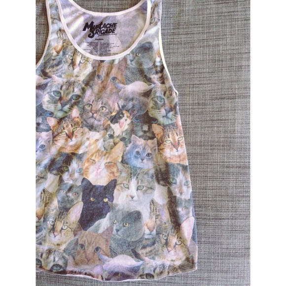 ❌SOLD❌Cat tank top Urban Outfitters
