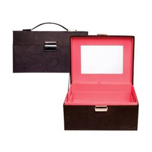 Make Up Case by STILA