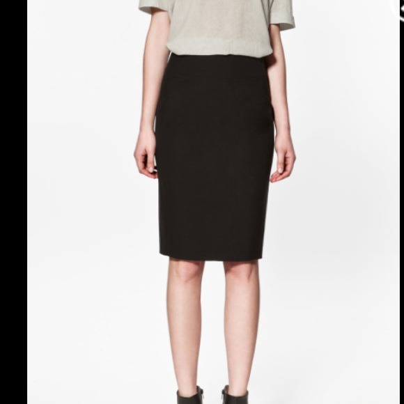 Zara basic black skirt