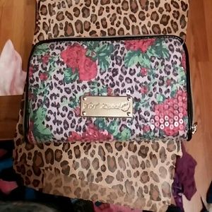 Betsey Johnson wallet