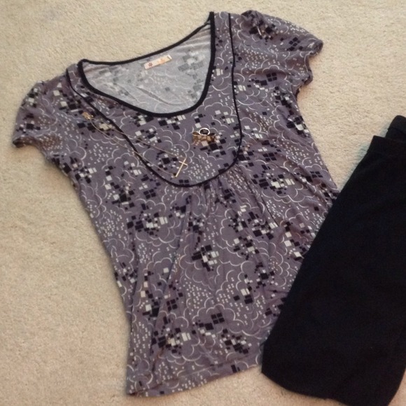 Patterned Short-Sleeve Top