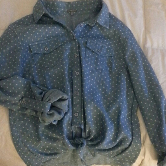 Blue & white button-up, front tie