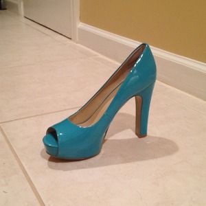 Turquoise Patent Leather Pumps