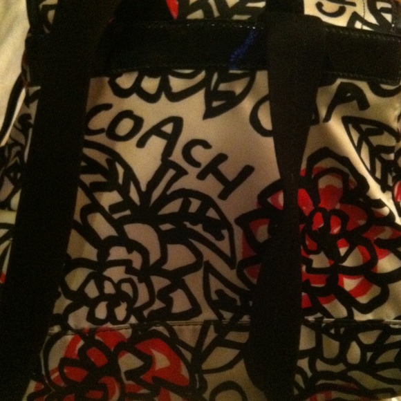 Authentic Coach Poppy backpack - Picture 4 of 4