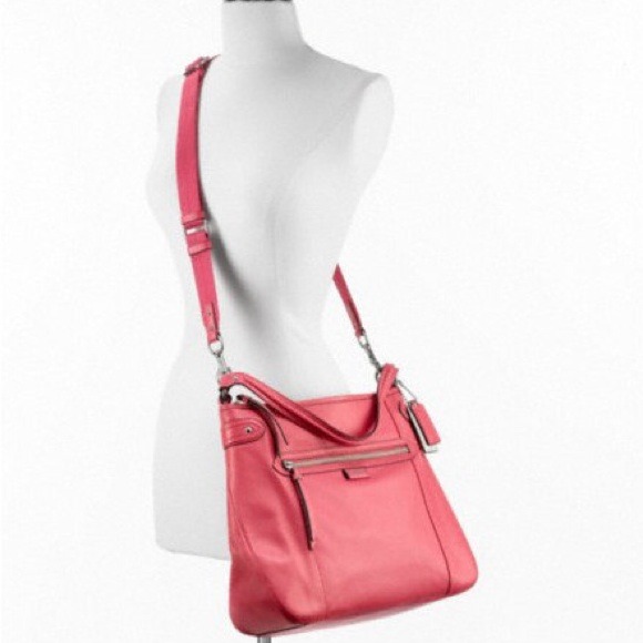 NWT ?Auth Coach Daisy Leather Convertible Hobo