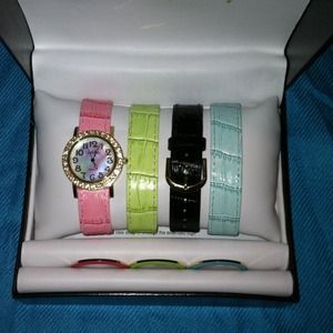 Quacker Factory Watch