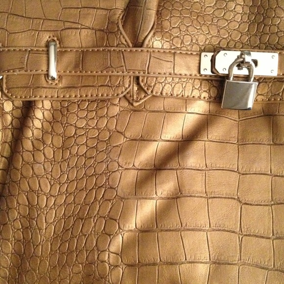 Bronze reptile tote - Picture 2 of 3