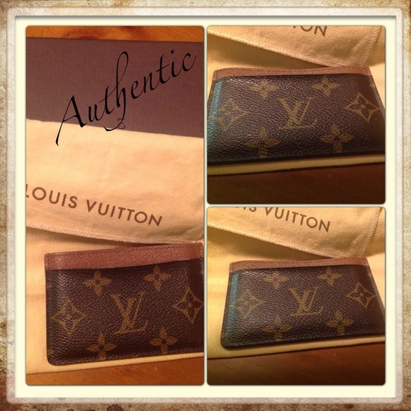 SOLD !!!!!!! Louis Vuitton Card Holder/ID