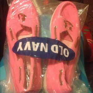 Old navy shoes