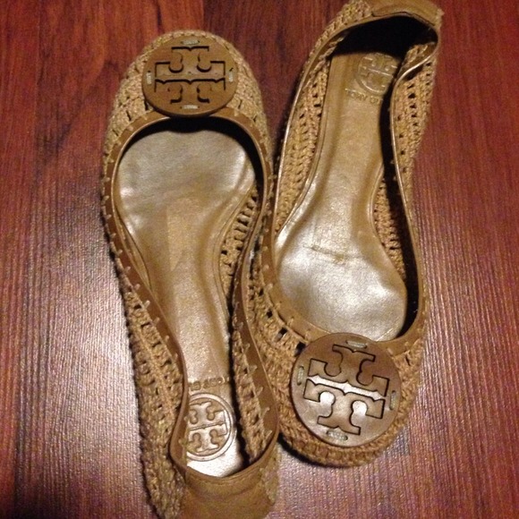 Crochet ballet flats