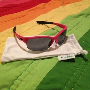 Polarized hot pink and black Oakley's