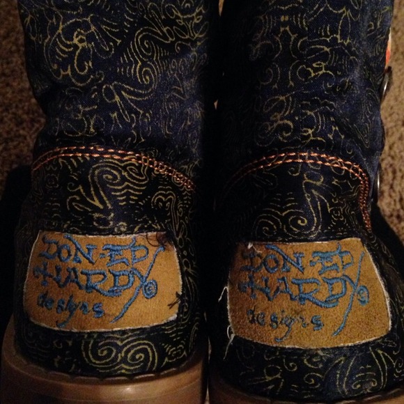 Ed hardy boots - Picture 3 of 3