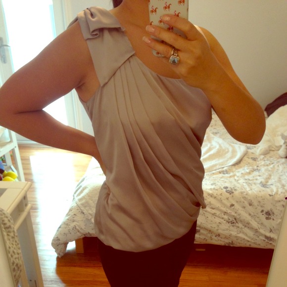 H&M Metallic Silver Tank with Bow - Picture 1 of 4
