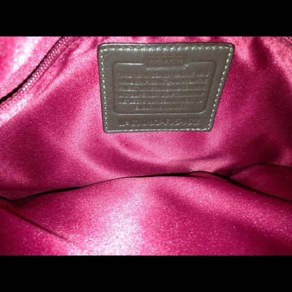 Authentic Coach - Picture 3 of 3