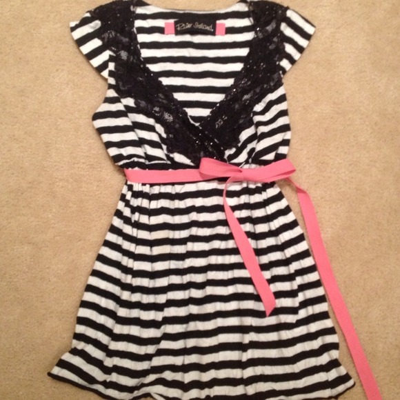 Bundle- Striped Top & Yellow scarf