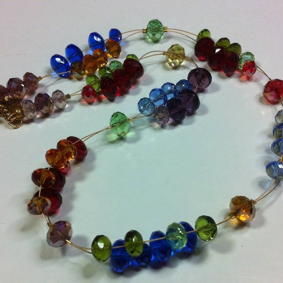 524. Floating crystals on 24k gold plated wire - Picture 4 of 4