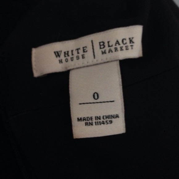 🎉HOST PICK🎉 WHBM LBD, Flattering Ruching Detail! - Picture 3 of 4