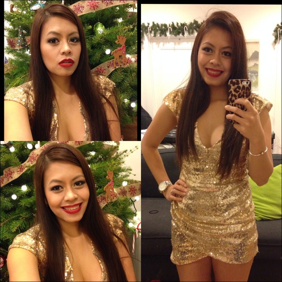 Gold dress - Picture 2 of 4