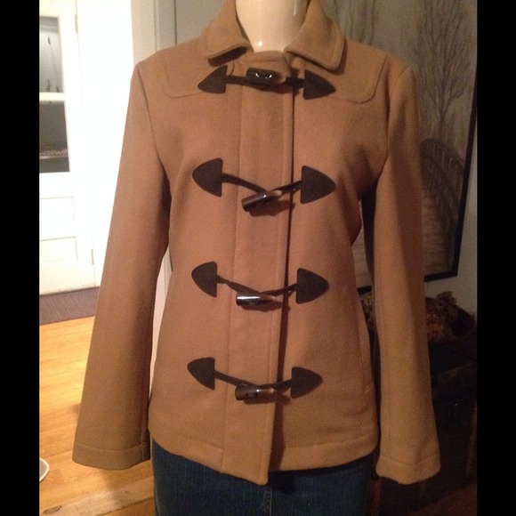 GAP Outerwear - ⭐️SALE⭐️ Gap Antler Button Acetate Lined Jacket