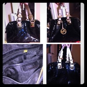 Michael kors hand bag