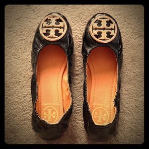 Tory burch faux flats. Patent black. Size 39. New