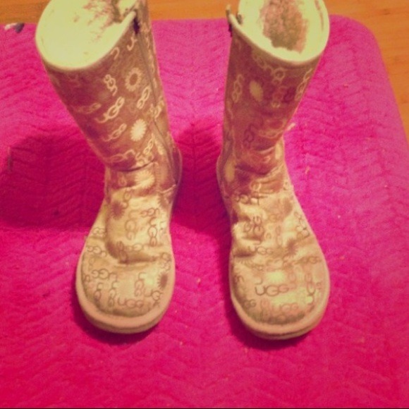 Brown Uggs
