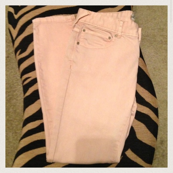 Beautiful blush skinny jeans
