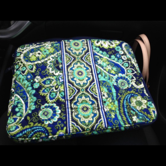 Vera Bradley laptop case!