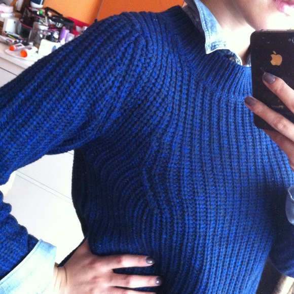Thick warm sweater - Picture 2 of 3