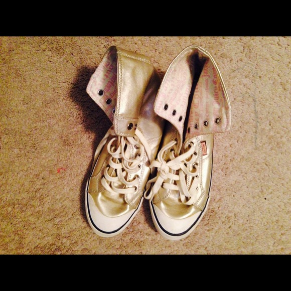 Juicy Couture Shoes - Picture 1 of 1