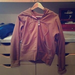 Lululemon Scuba hoodie - size 8. Only worn twice.