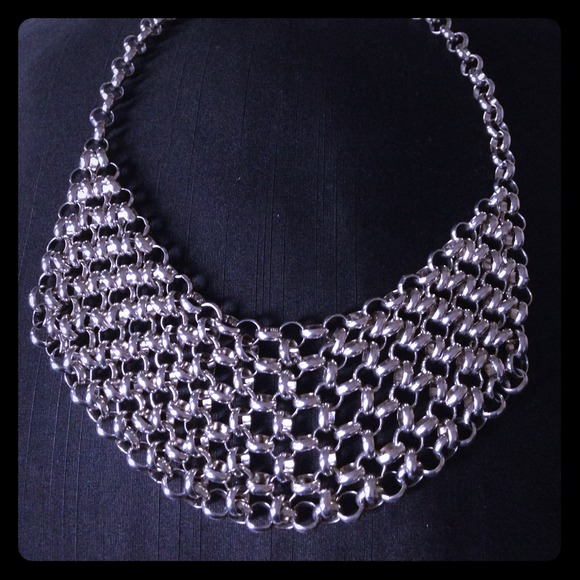 Sold💜Gorgeous statement necklace