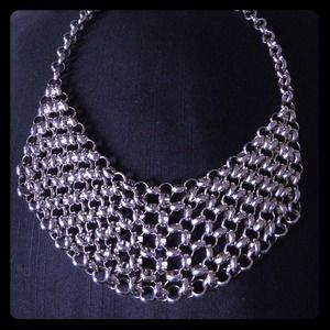Sold💜Gorgeous statement necklace